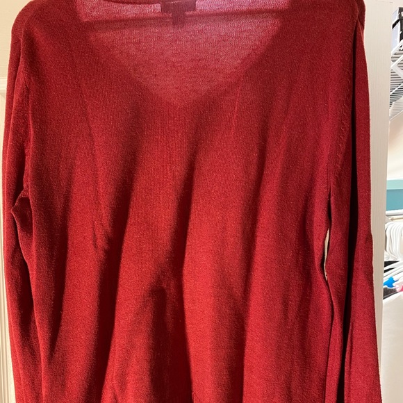 EUC Merona Red/White Argyle V-neck Sweater size L - Picture 3 of 5